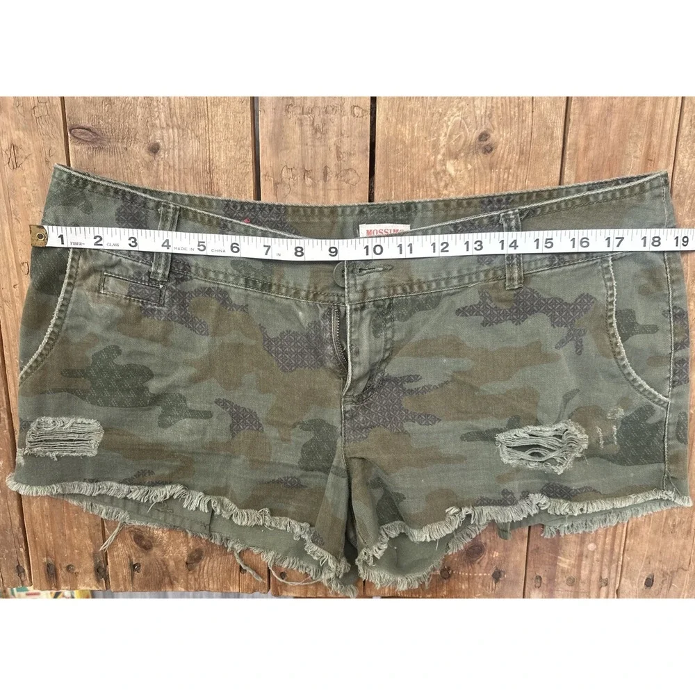 Camo Distressed Women's Cargo Shorts - Olive Green